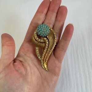 Hattie Carnegie Turquoise Brooch